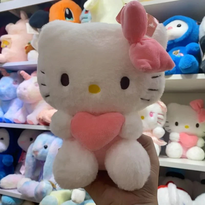 Peluche Hello Kitty Premium con Corazón Rosa (22cm)